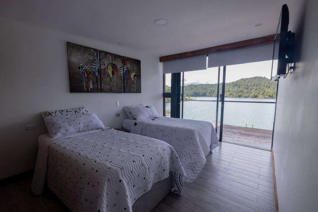 Sky House Cabana Guatape La Pradera  Ngoại thất bức ảnh